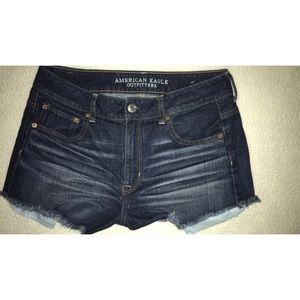 American Eagle High-Festival Shorts